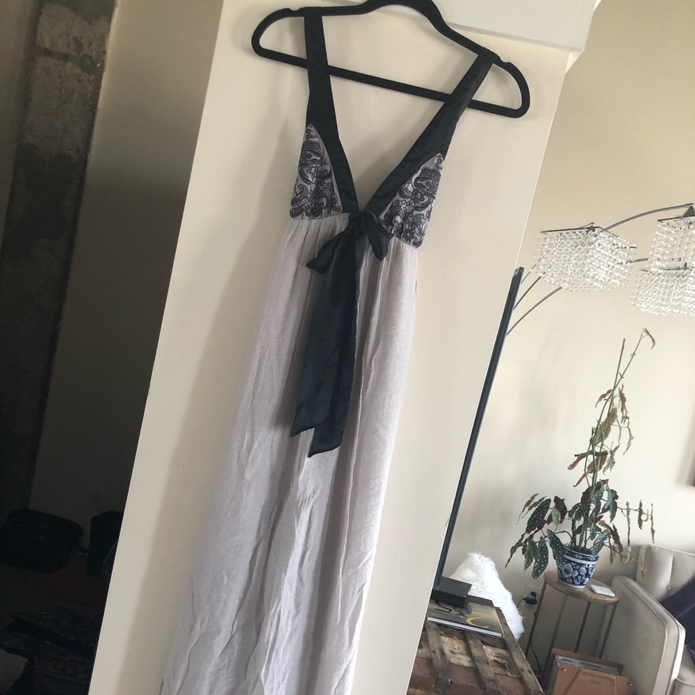 Adorable maxi! With open back detail!